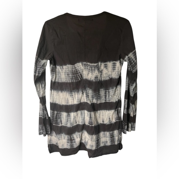Athleta Gray and White tie die Long Sleeve Cover Up with Pink Detail Size S - Picture 2 of 7